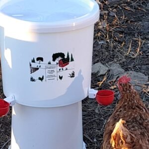 Hranitoare anti risipa suspendată pentru găini 12 kg (5 porturi de hrănire) + Adăpătoare 18L cu 3 cupe gravitaționale